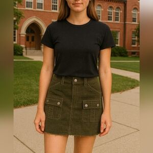 American Eagle Women's super hi rise a line green corduroy mini skirt size 6